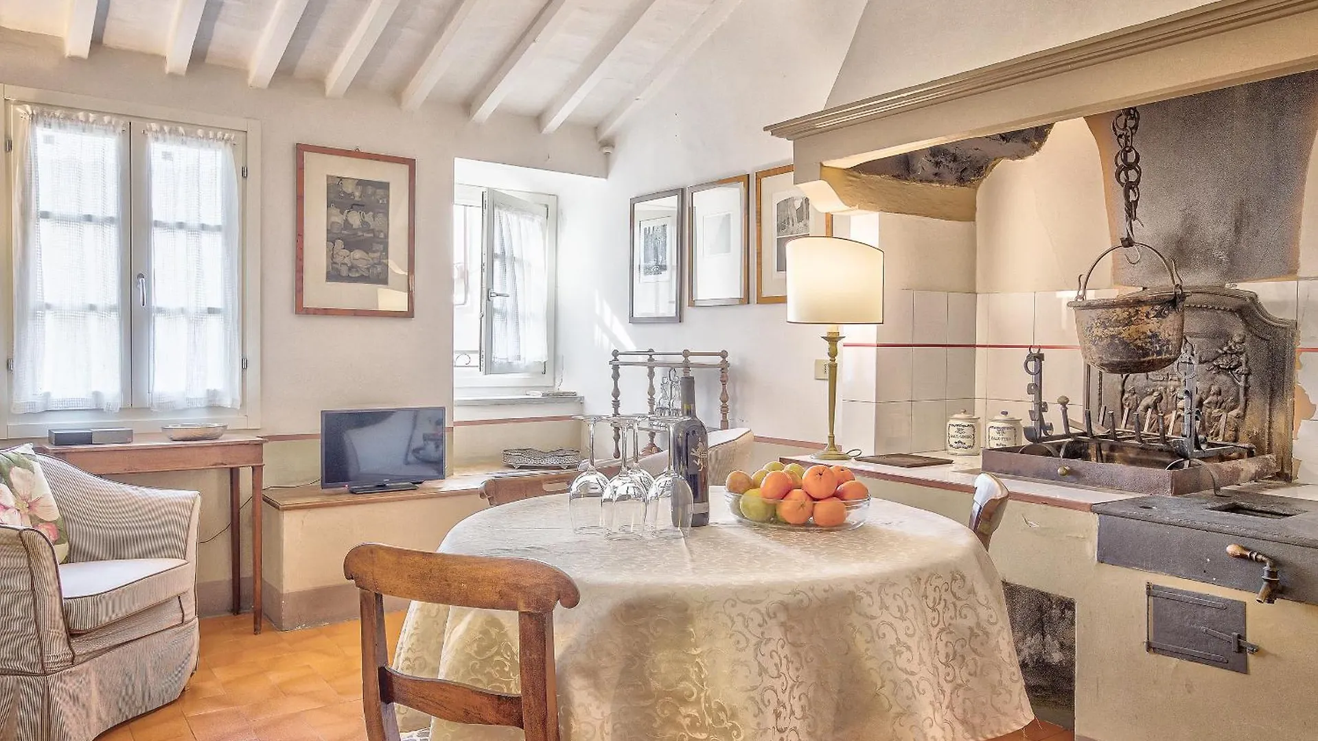 Casa Nobile - Together In Tuscany Cortona Italy